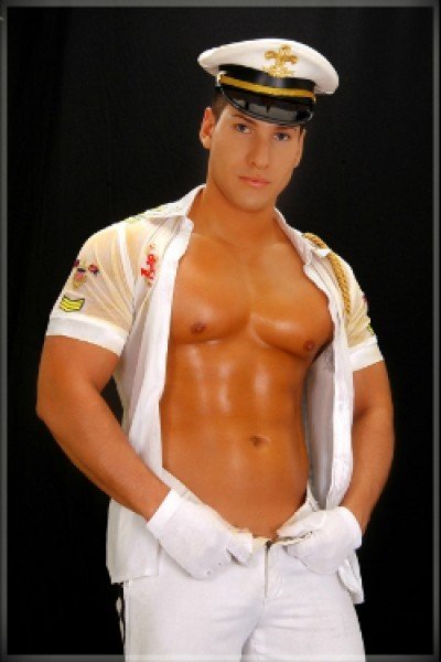 Fabian 33 years, male Escort from Cali, Colombia
